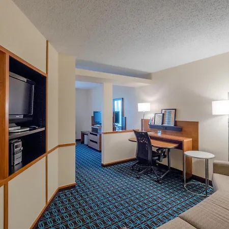 Fairfield Inn & Suites By Marriott Cleveland Streetsboro Exterior photo