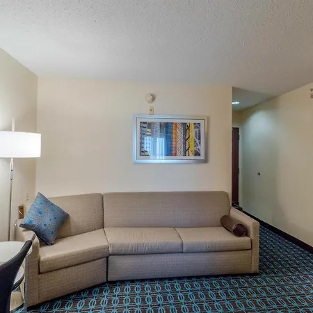 Fairfield Inn & Suites By Marriott Cleveland Streetsboro Exterior photo