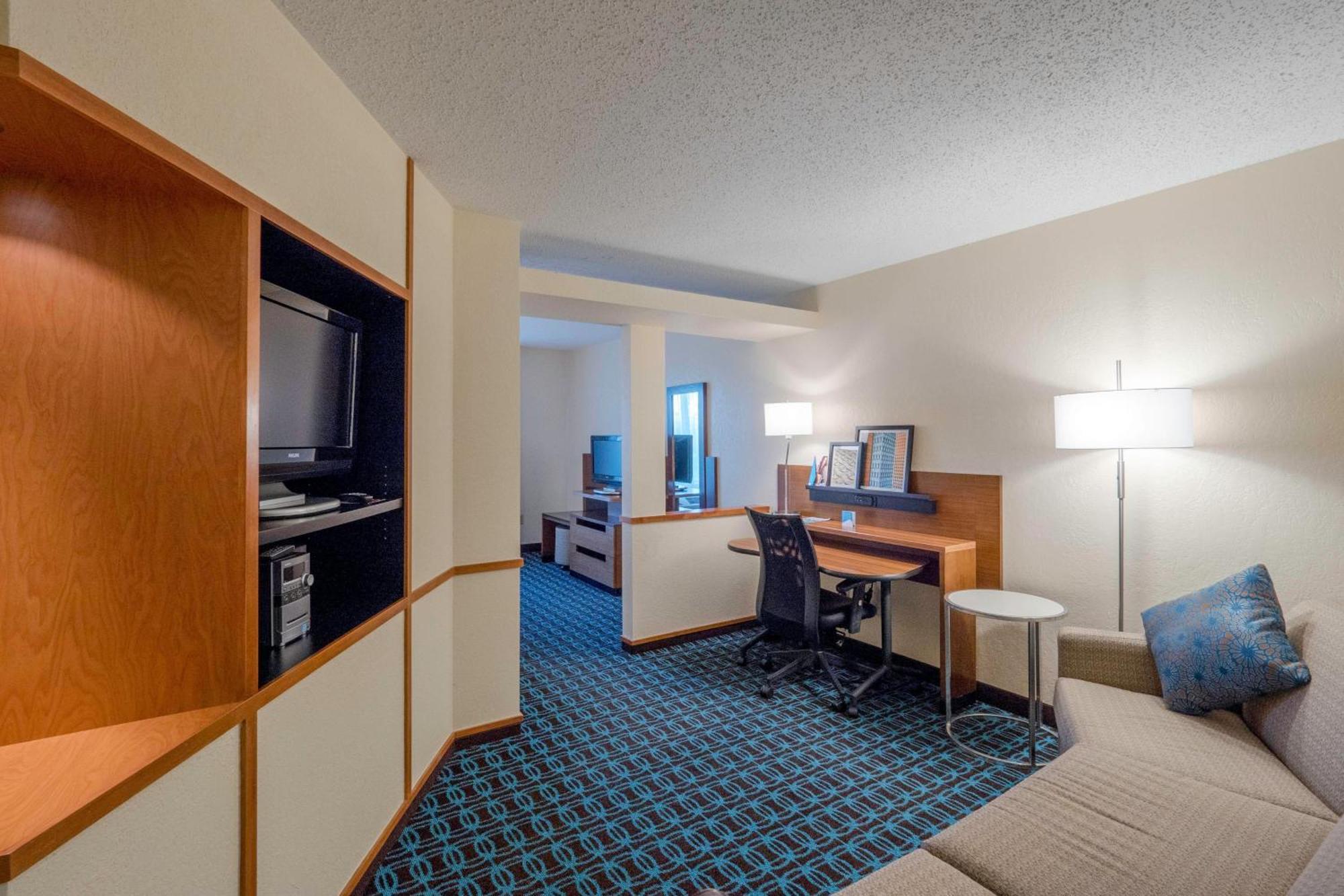 Fairfield & By Marriott Cleveland Hotel