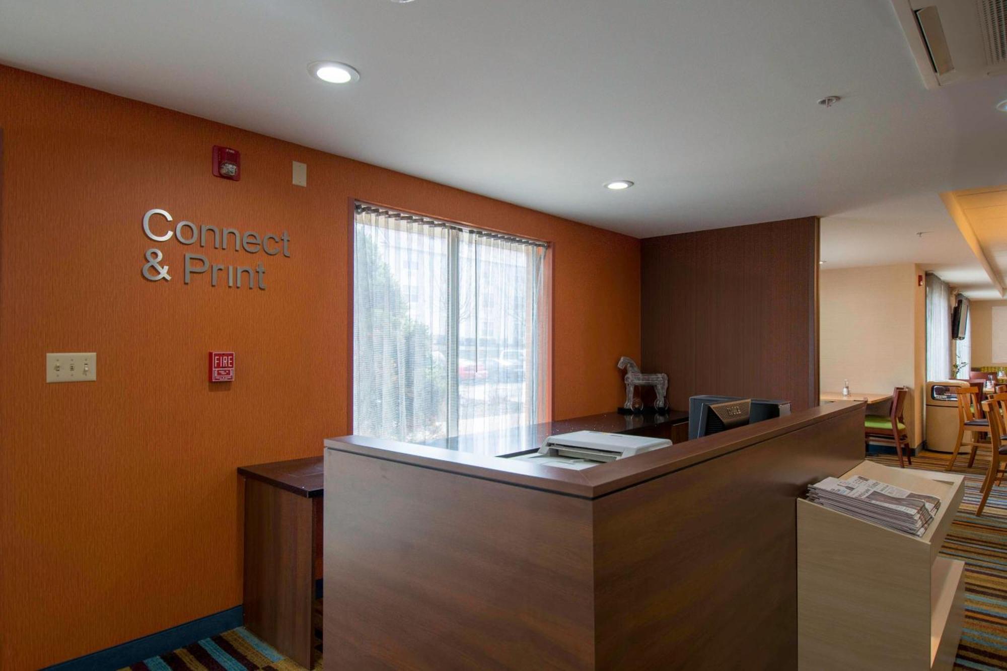 Hotel Fairfield & By Marriott Cleveland Streetsboro
