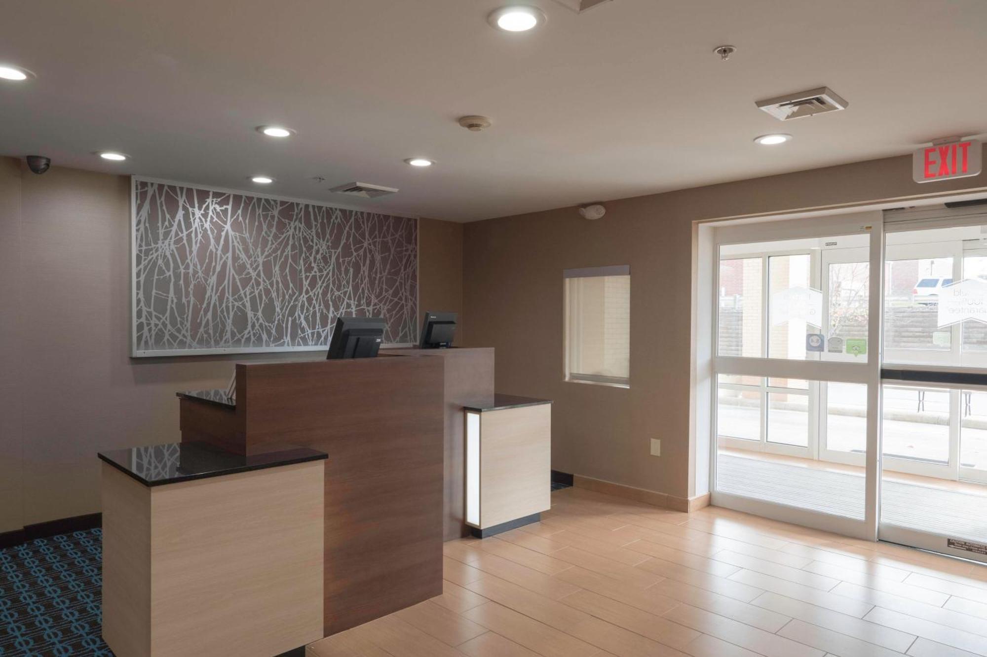Fairfield & By Marriott Cleveland 3*