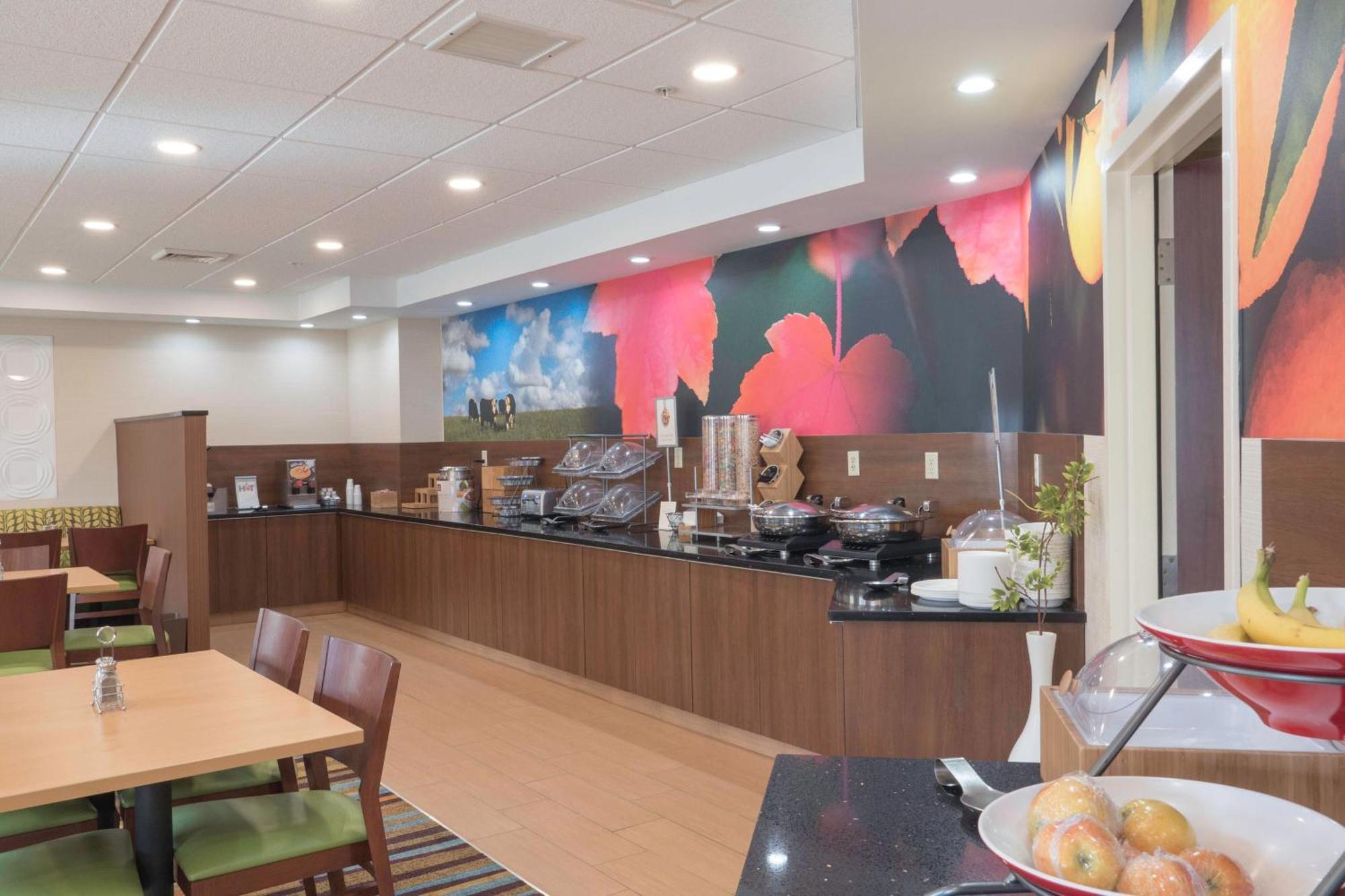 Fairfield & By Marriott Cleveland Streetsboro