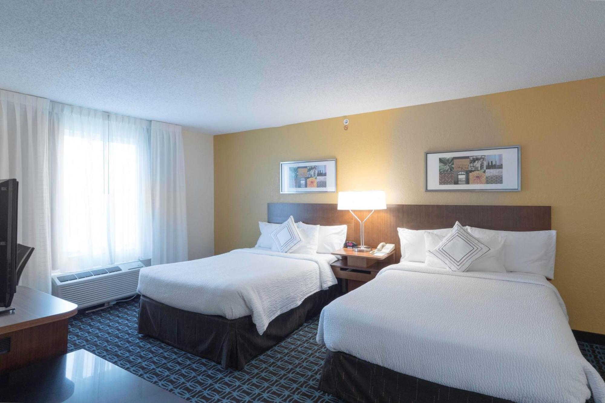 Fairfield & By Marriott Cleveland Streetsboro