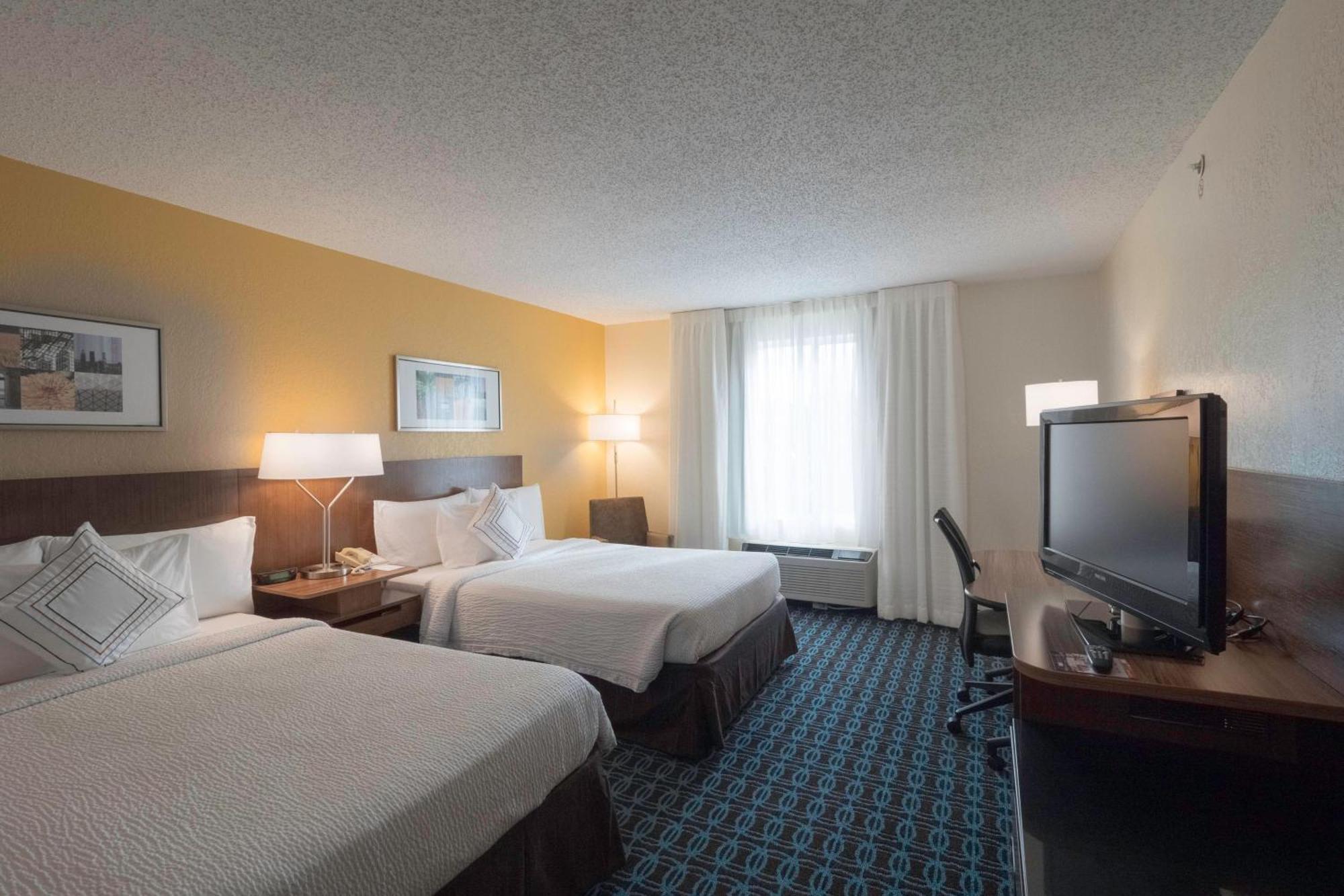 Fairfield & By Marriott Cleveland