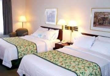 Fairfield & By Marriott Cleveland Hotel