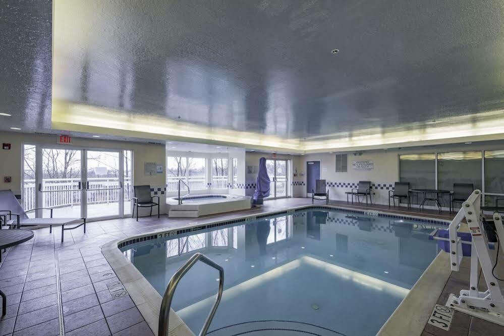 Hotel Fairfield & By Marriott Cleveland